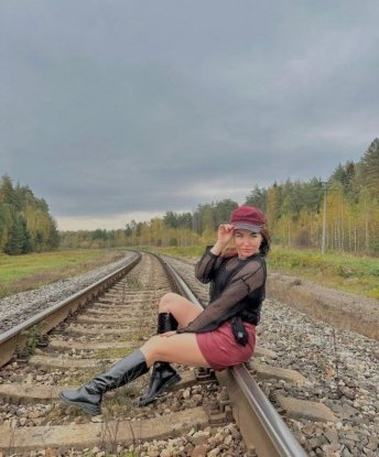 Со мной ты испытаешь настоящую страсть и незабываемые моменты. Мои услуги включают классический секс, оральный секс и многое другое. У меня опытная искусная индивидуалка, и я гарантирую, что каждая встреча со мной будет неповторимой и полна нежности. Я хорошо знаю, как угодить мужчине, и готова выполнить все твои желания. Позаботься о себе и пригласи меня на свидание. Посмотри мои фото и отзывы, чтобы убедиться, что я идеальный выбор для тебя. Жду твоего звонка! 😘🌹🔥 Александра